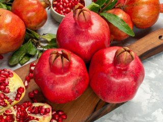 Кому нельзя есть гранат