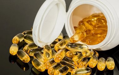 Названі популярні вітаміни, прийом яких може призвести до раку