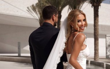 47-річна Валерія Крук після заміжжя похизувалась обручкою з коштовним діамантом і як в ОАЕ укладала шлюб