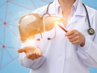 Названы симптомы заболевания печени, на которые редко кто обращает внимание