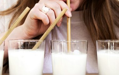 В якому продуктові кальцію в чотири рази більше, ніж у молоці: ніколи не здогадаєтесь
