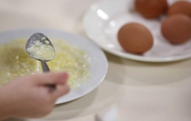 Лікар назвала головний біль після їжі симптомом діабету
