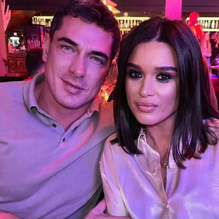 Живут раздельно? муж Бородиной засветил фото из чьей-то квартиры