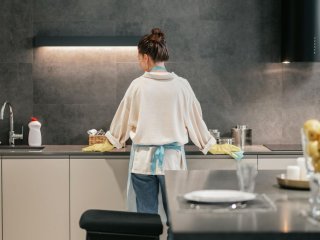 Как почистить вытяжку на кухне