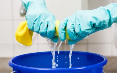Как избавиться от плохого запаха из мусорного ведра: простые советы