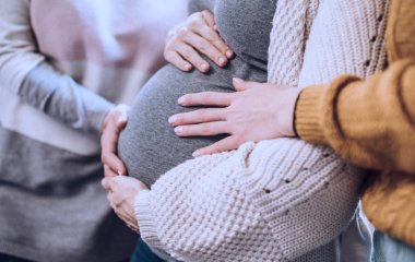 Чоловік таємно від дружини скористався послугою сурогатної матері: чим це закінчилося