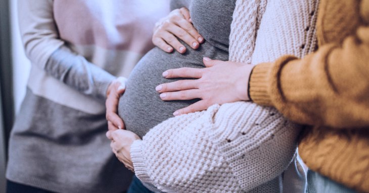 Чоловік таємно від дружини скористався послугою сурогатної матері: чим це закінчилося