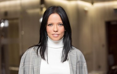 Ирина Горовая в бикини похвасталась упругими ягодицами и многочисленными татуировками на теле