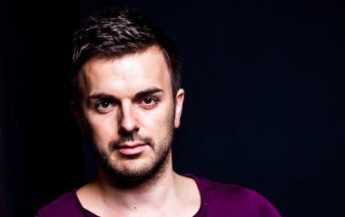 Григорий Решетник с сыном посетили бассейн