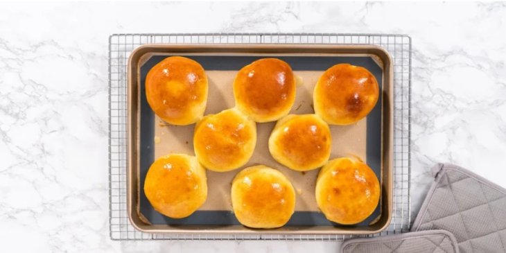 Идеальная бриошь. Как испечь булочки для хот-догов и бургеров