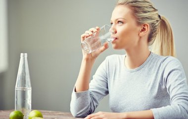 Ні краплі до рота: коли воду не слід пити