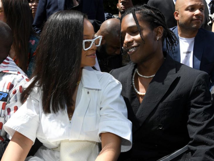 Папарацци застали Рианну с рэпером A$AP Rocky во время отдыха на Барбадосе