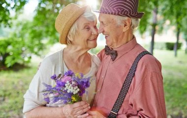 Простий секрет довголіття: хто має більше шансів на довге життя