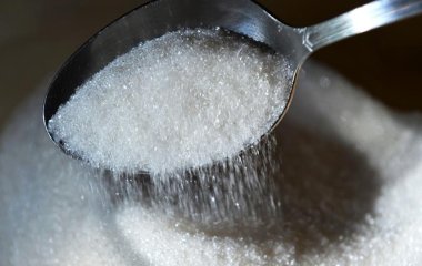 Німецький лікар назвав три небезпечні для кишечника продукти