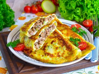 Оригинальный рецепт чебуреков: готовим полезную закуску из кабачков