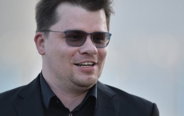 Гарик Харламов резко прокомментировал слухи о своей жене
