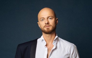 Влад Яма розплакався в аеропорту США під час зустрічі з батьками, яких не бачив чотири роки