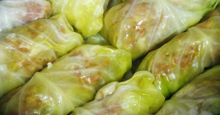 Як за 3 хвилини приготувати листя капусти на голубці без варіння: цей лайфгак зекономить купу часу