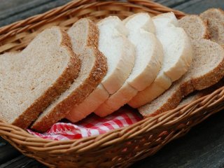 Фахівець назвав головну проблему українського магазинного хліба