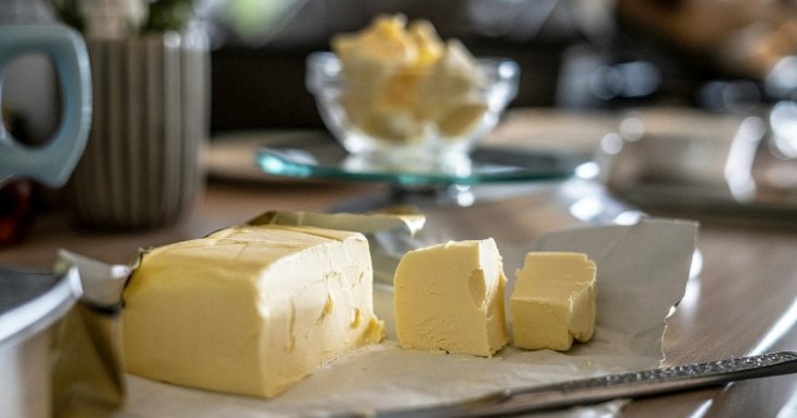 Яке вершкове масло найсмачніше та найкорисніше — 73% чи 82%: відповідь експертів