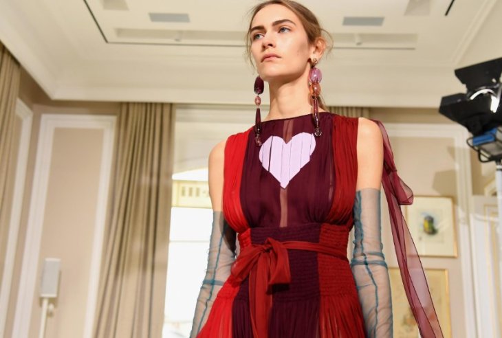 Показ кутюр-коллекции Schiaparelli весна-лето 2019, фото