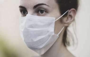 Біль у горлі може бути симптомом раку