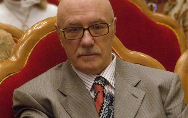 После смерти жены Леонид Куравлев замкнулся в себе и не выходит из дома