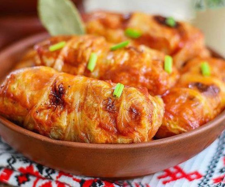 Проста та смачна страва: покроковий рецепт голубців з сиром