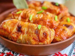 Простое и вкусное блюдо: пошаговый рецепт голубцов с творогом