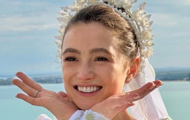 Зірка Голлівуду відіграла весілля в українському стилі та показала кадри з розкішного святкування