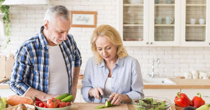 7 продуктів, які треба їсти після 50, щоб зберегти пам’ять і міцне здоров’я до глибокої старості