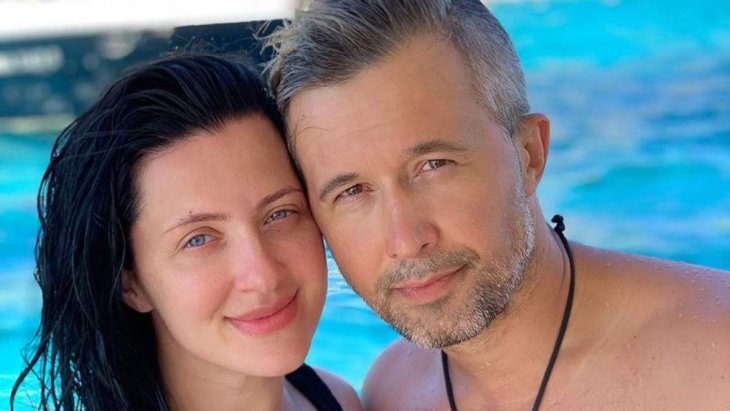 Снежана Бабкинка похвасталась, как муж балует ее сутра: «А за что? Просто так!»