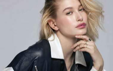 Хейли Болдуин снялась для Zadig & Voltaire