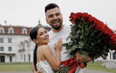 Популярний блогер Ігор Пустовіт розсекретив стать третьої дитини