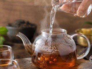 5 чаїв, які можуть захистити серце та допомогти знизити холестерин