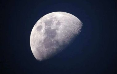 Ученые рассказали, как луна влияет на продолжительность сна человека