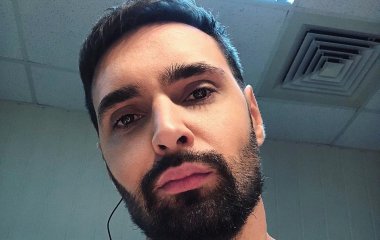 Виталий Козловский заинтриговал фанатов романтичным фото с незнакомой девушкой