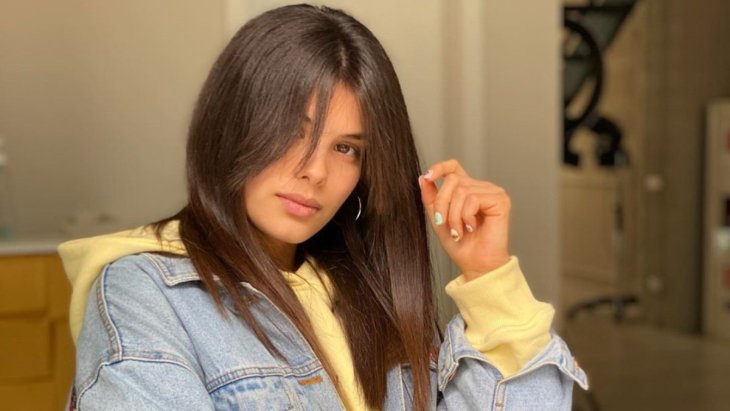 Michelle Andrade посадили на багажник и устроили экстремальный дрифт