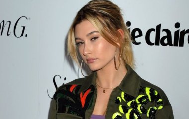 Хейли Болдуин официально изменила фамилию 