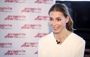 Любовь Толкалина получила оригинальный подарок