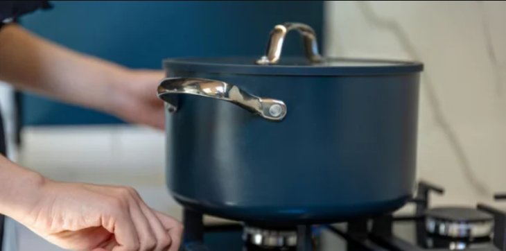 Як обрати кухонний посуд: баланс практичності та комфорту