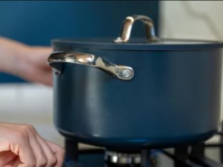 Як обрати кухонний посуд: баланс практичності та комфорту