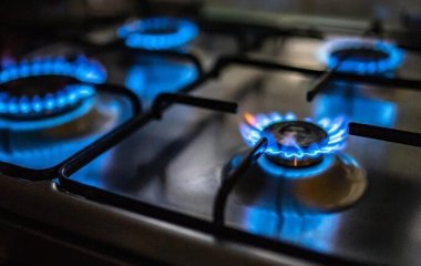 Чому небезпечно опалювати житло газовою плитою