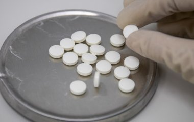 Комаровський назвав помилку, яку часто роблять при головному болі