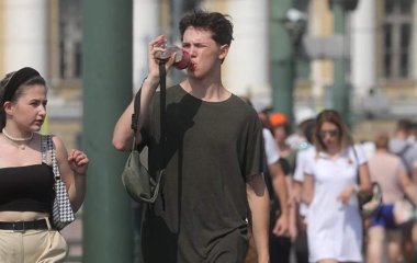 Лікар розповів про способи пережити спеку