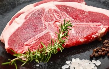 Кардіолог перерахувала продукти, що містять поганий холестерин