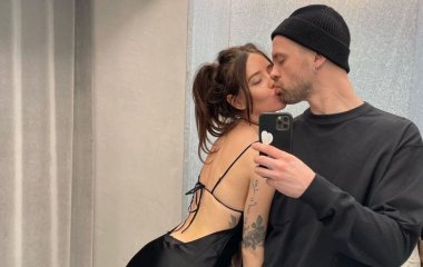 Муж Нади Дорофеевой показал их свадебный 