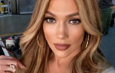 51-летняя Дженнифер Лопес снялась обнаженной для обложки нового сингла