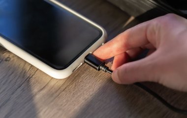 Зробіть це – і ваш смартфон триматиме заряд цілий день: про це майже ніхто не знає