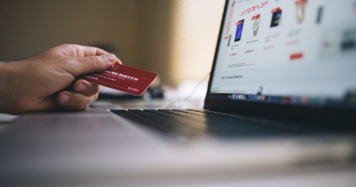 Підліток заробив $570 тисяч на лазівці в поверненні товарів